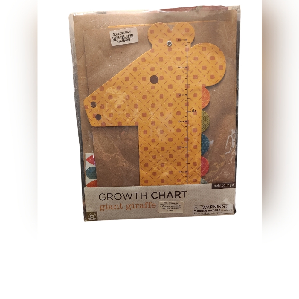 Petit Collage Giraffe Growth Chart - NWT